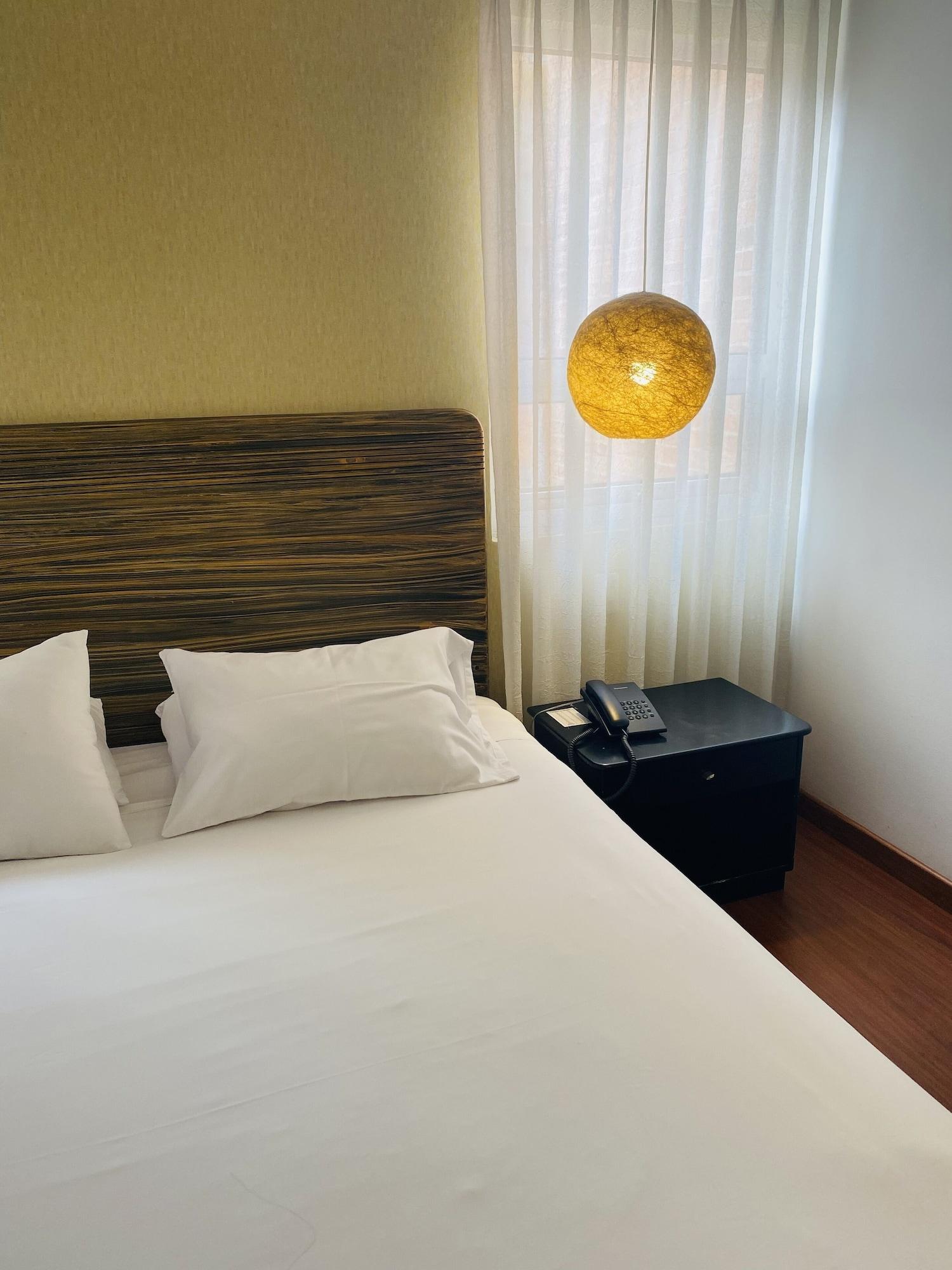 Hotel Retiro 84 By Mij Bogotá Dış mekan fotoğraf